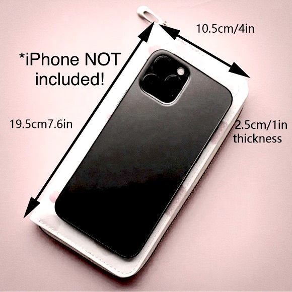 (SOLD)NWT SUPER CUTE HELLO KITTY FULL SIZED WALLET - Picture 2 of 3